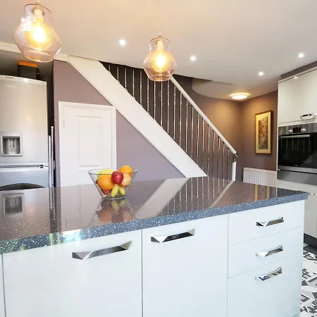 49 Windermere Road,